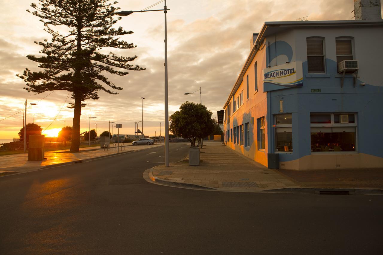 Beach Hotel Burnie Buitenkant foto