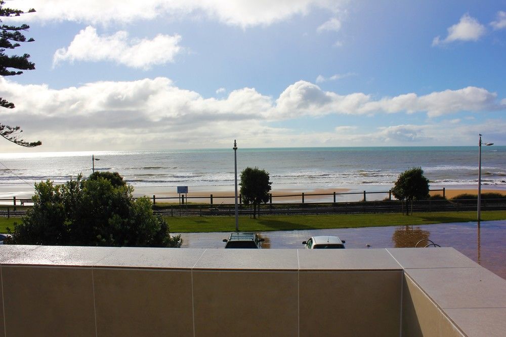 Beach Hotel Burnie Buitenkant foto